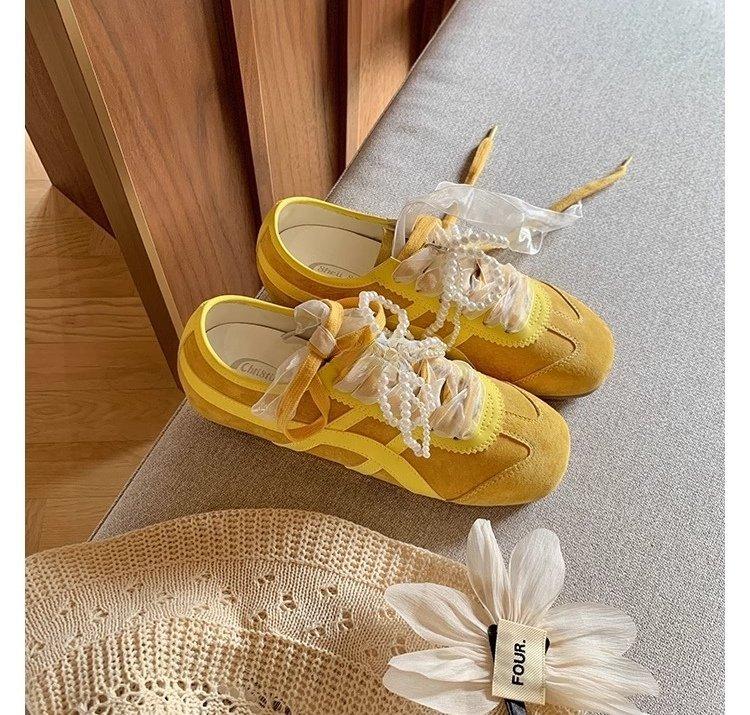 [Armano] Lace Pearl Lace-up Dopamine Agund Training Shoes Women's Ballet Soft-soled Sports and Leisure Shoes