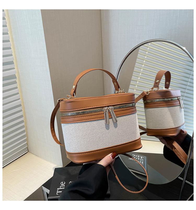 Popular Color Matching, Personalized Matte and Popular Trend, Leopard Print Design, Texture, Crossbody Shoulder Box, Small Square Bag for Women