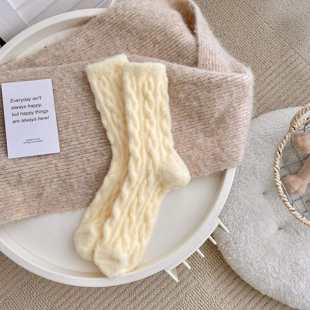 Calzini da donna comodi e pelosi 5 paia - Calzini invernali caldi in peluche a mezza gamba con motivo a trecce in maglia, 95% poliestere 5% spandex
