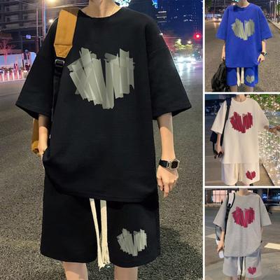 2Pcs/Set Men Summer Outfit Round Neck Short Sleeve Tops Wide Leg Shorts Set Heart Pattern Loose Fit Tracksuit