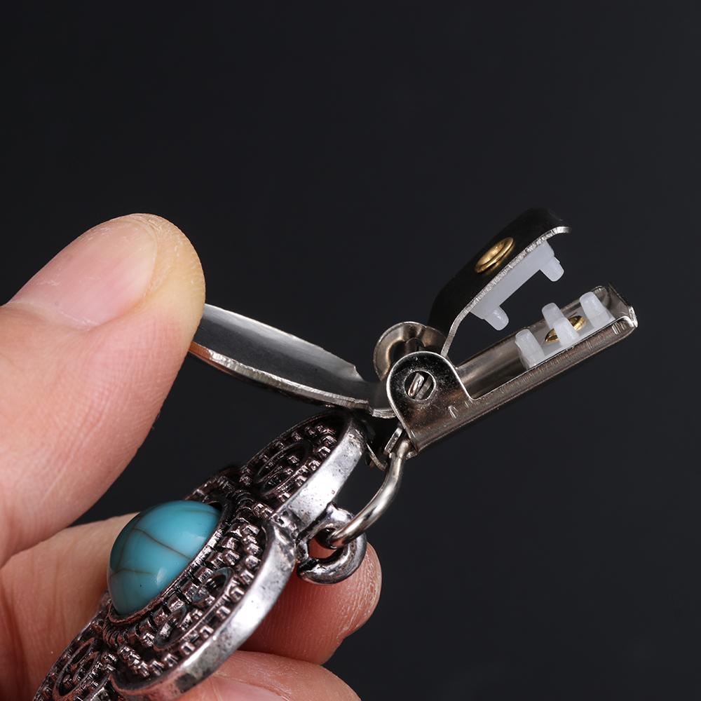 Vintage Cardigan Duck DIY Clip Pin Women Shawl Blouse Collar Sweater Scarf Clasp Charm Shiny Rhinestone Pin Gift for Ladies