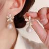 Retro light luxury pearl flower fashion earrings femininity high sense atmosphere stud earrings versatile personality earrings