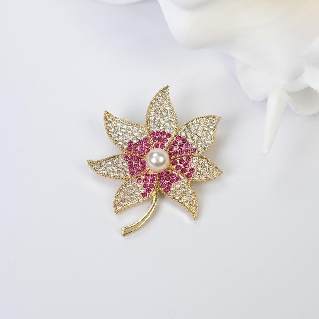 Trendy Two-Tone Pearl & Rhinestone Maple Leaf Brooch