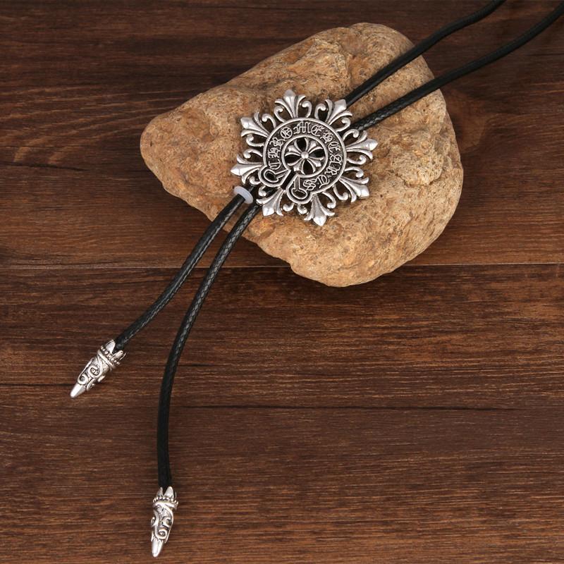 Snake Wax Rope Leather Rope Necklace Crowe Retro Long Sweater Chain Girlfriend Gift Item