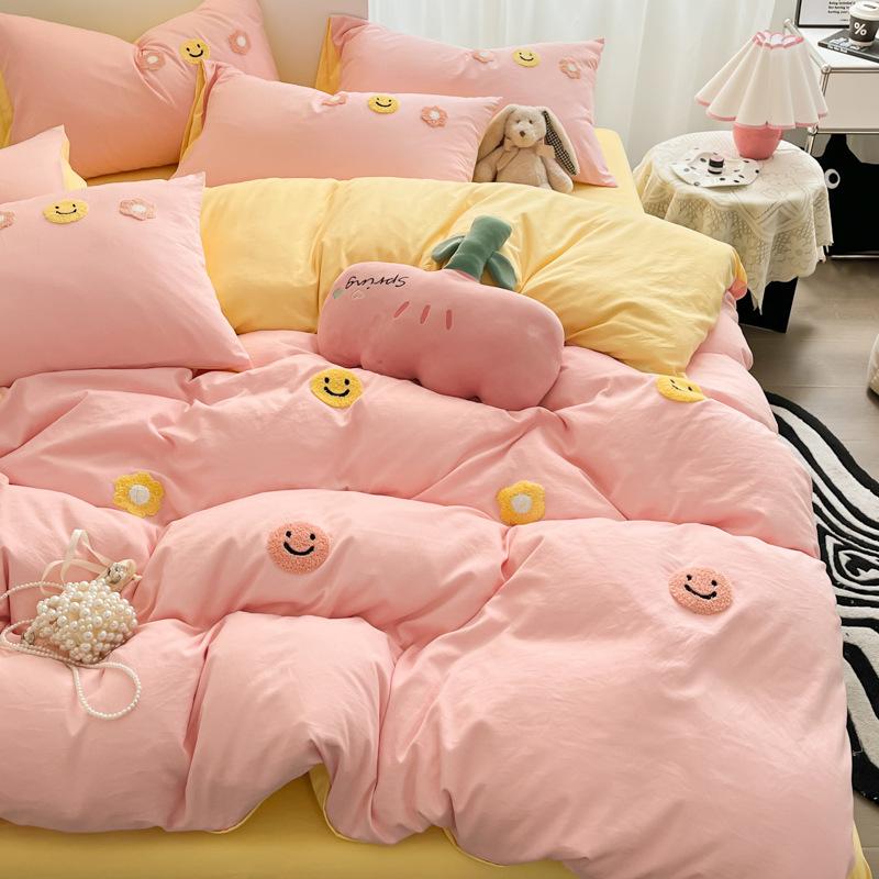 Vierteiliges Set aus gewaschener Baumwolle, Bettlaken, Bettbezug, dreiteiliger Bettbezug