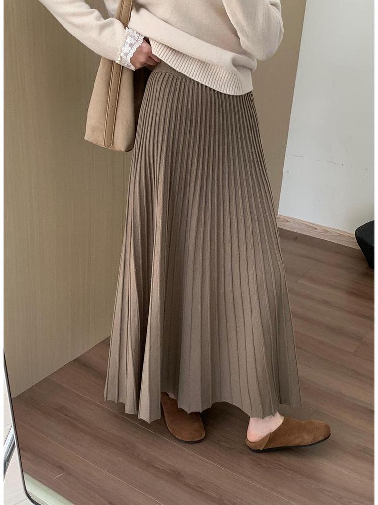 Korean Style High-Waisted Pleated Knit Midi Skirt: Elegant, Versatile, and Soft for a Casual Ladylike Look