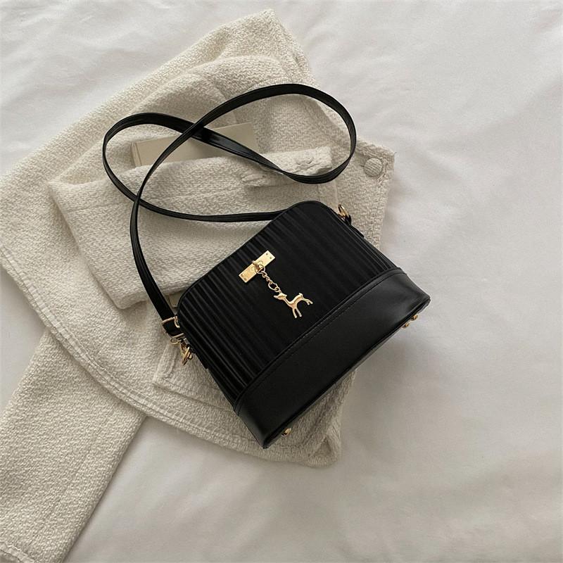 Fashionable Women s Shoulder Bag Stylish Crossbody Pu Leather Bucket Bag Trendy Street Style