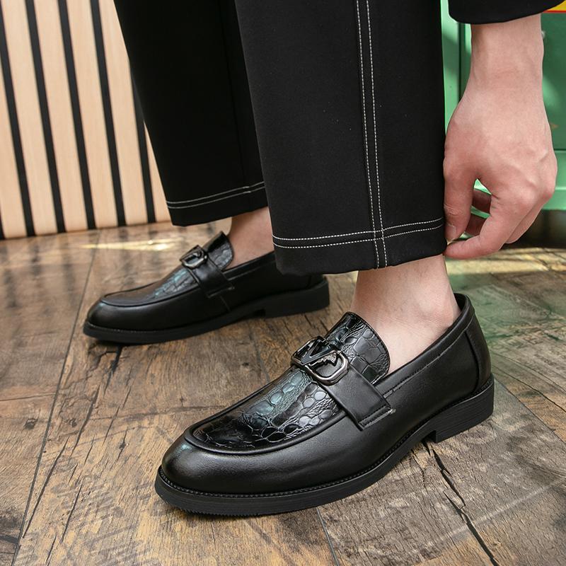 Fashion Size 38-47 New White Casual Leather Shoes For Men Comfortable Platform Dress Shoes Man Loafers High Quality Men's Social Shoes