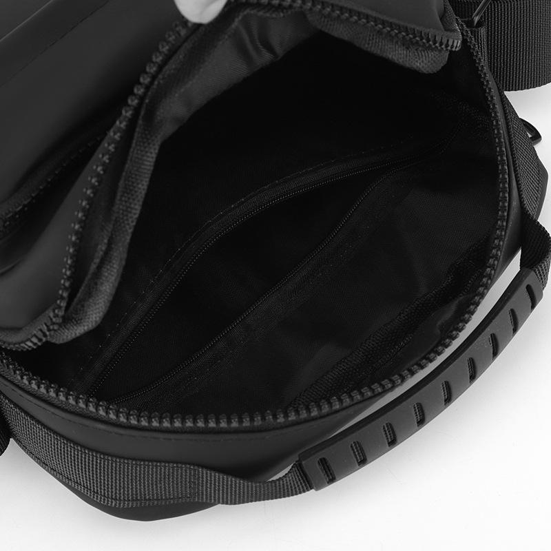 Business commuter breast bag New simple casual men's shoulder bag Outdoor sports breast bag Large capacity fashion messenger bag