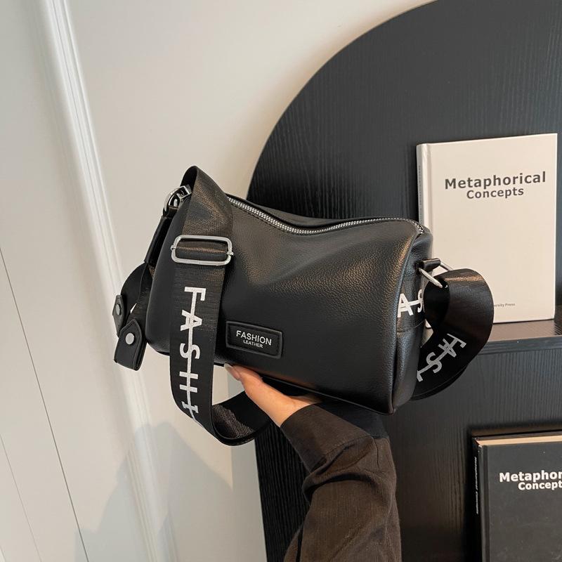 

Premium sense bag women s new niche design spring and summer broadband shoulder messenger bag versatile pillow bag чёрный