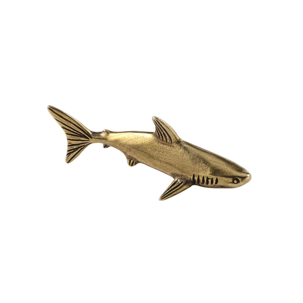 Brass Shark Small Ornament Animal Metal Figurine Tea Pet Desktop Office Desk Decoration Collection of Crafts Home Decor