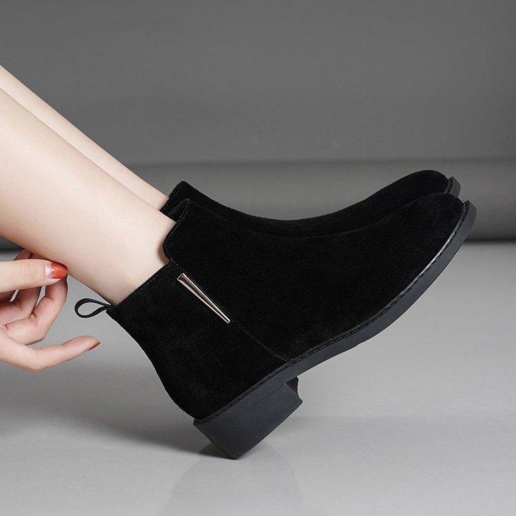 Herbst und Winter neue Samt mittelhohe Absatz Martin Stiefel dicker Absatz mattes Leder dünne Damen kurze Baumwollstiefel