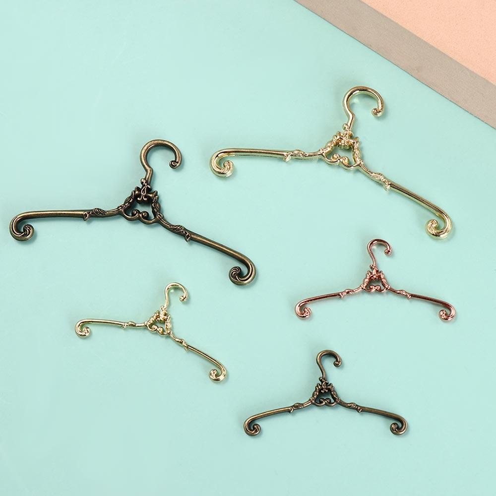 5Pcs Metal Mini Coat Hanger Windproof Dolls Clothes Rack Doll Clothes Hanger  Bedroom Decor