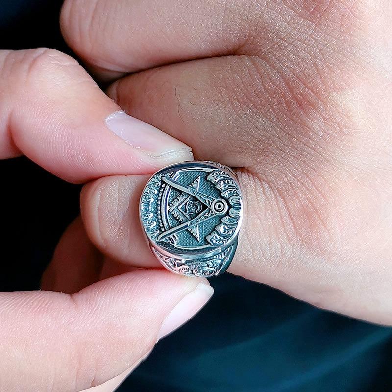 European and American Retro Domineering Ring Man, Versatile Hip-hop Punk Style Food Ring