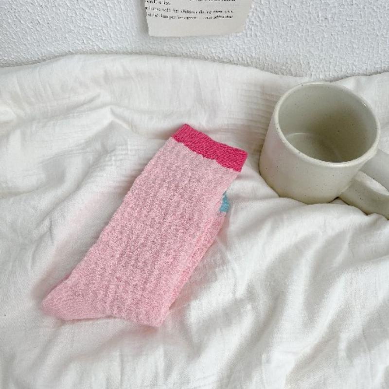Ultra-thin Transparent Crystal Silk Socks Women Fashion Summer Harajuku Crew Socks Retro Flower Streetwear Elastic Long Socks