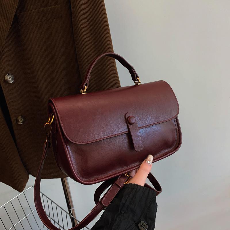 Wholesale Niche Simple and Versatile Fashionable Portable Small Square Bag Women's Leisure Commuting Solid Color Shoulder Messenger Bag