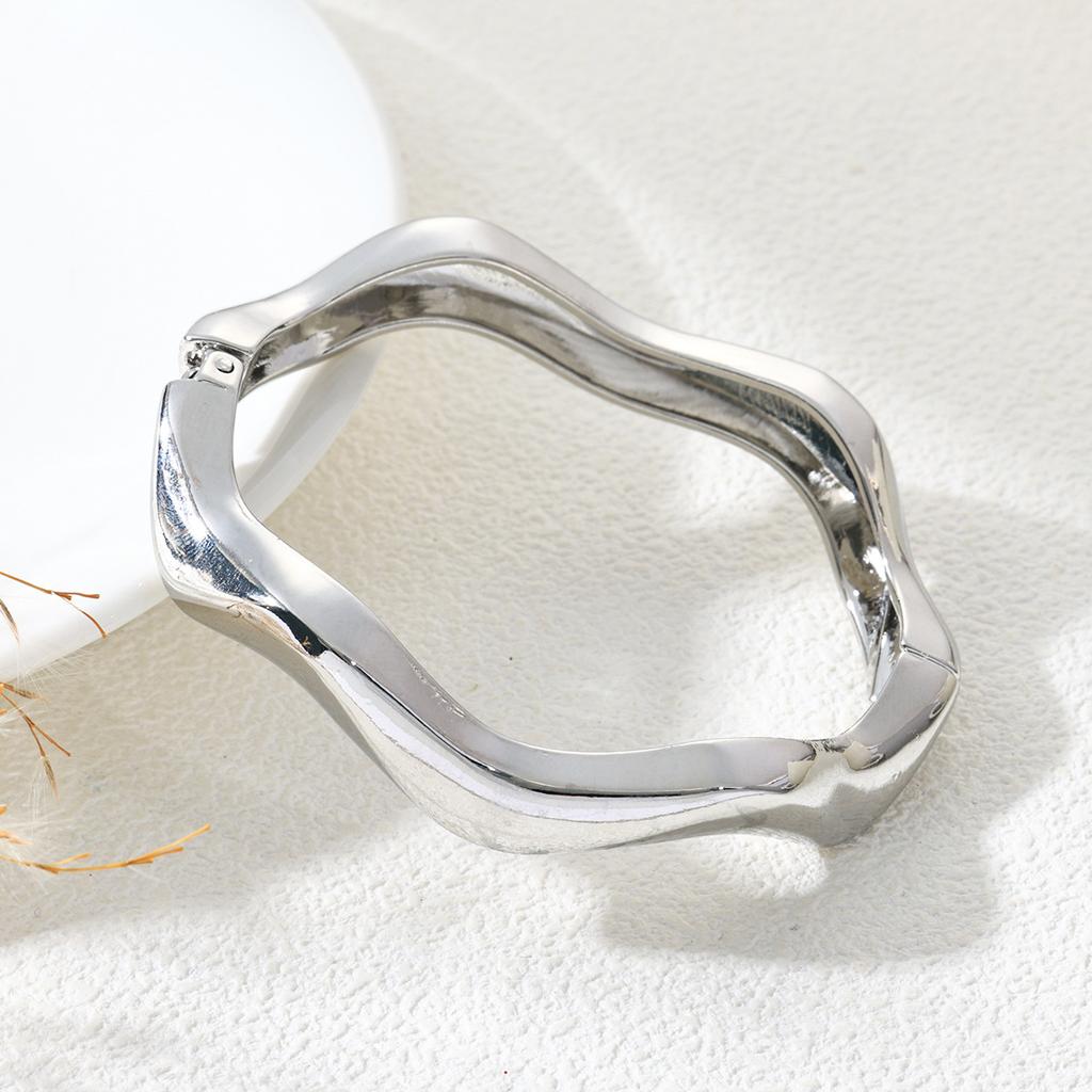 Gold Wave Irregular Bracelet Zinc Alloy Personality Fashion Opening Bracelet E-commerce Europe and America
