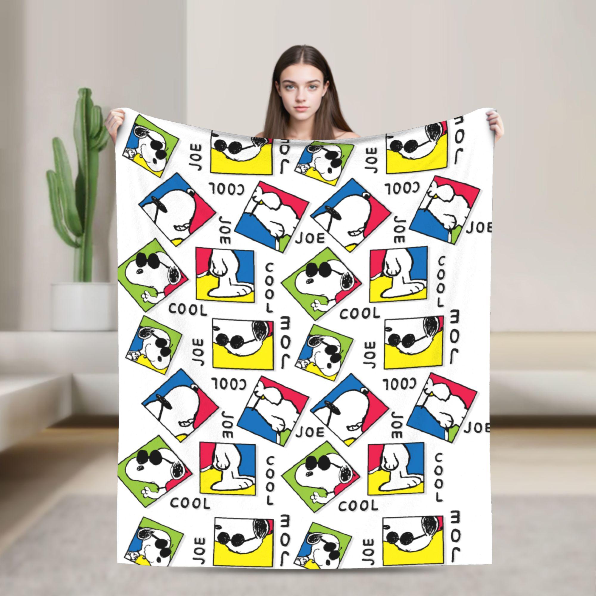 

Cartoon Snoopy Merry Christmas Blankets Flannel Spring/Autumn Breathable Lightweight Throw Blankets Bed Travel BeddingThrows 80x120cm