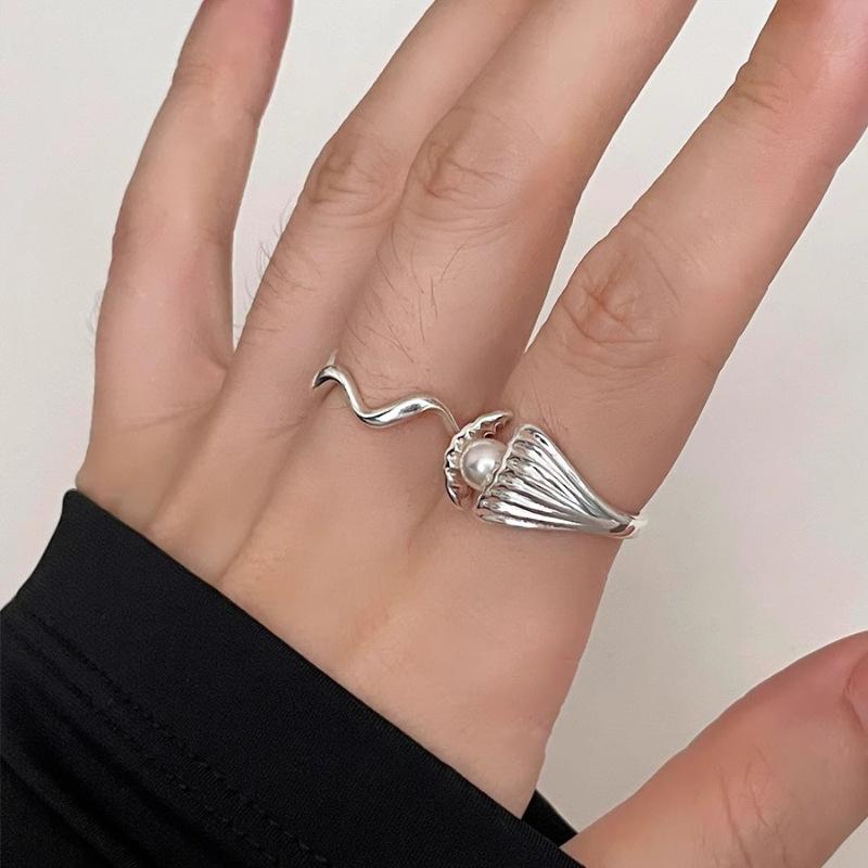 Modern Adjustable Minimalist Ring For Women With Unique Shell Pearl Accent