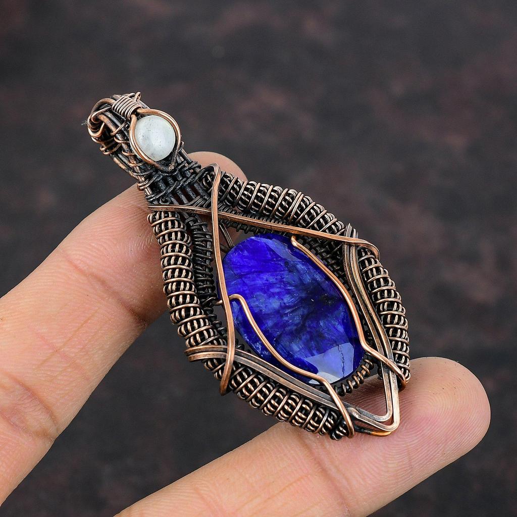 Pendentif Saphir Bleu Facetté Fil de Cuivre Enroulé Bijou Pendentif Pierre Précieuse Pierre de Lune Arc-en-Ciel Pendentif Cuivre Bijou Fait Main Cadeau de Fiançailles