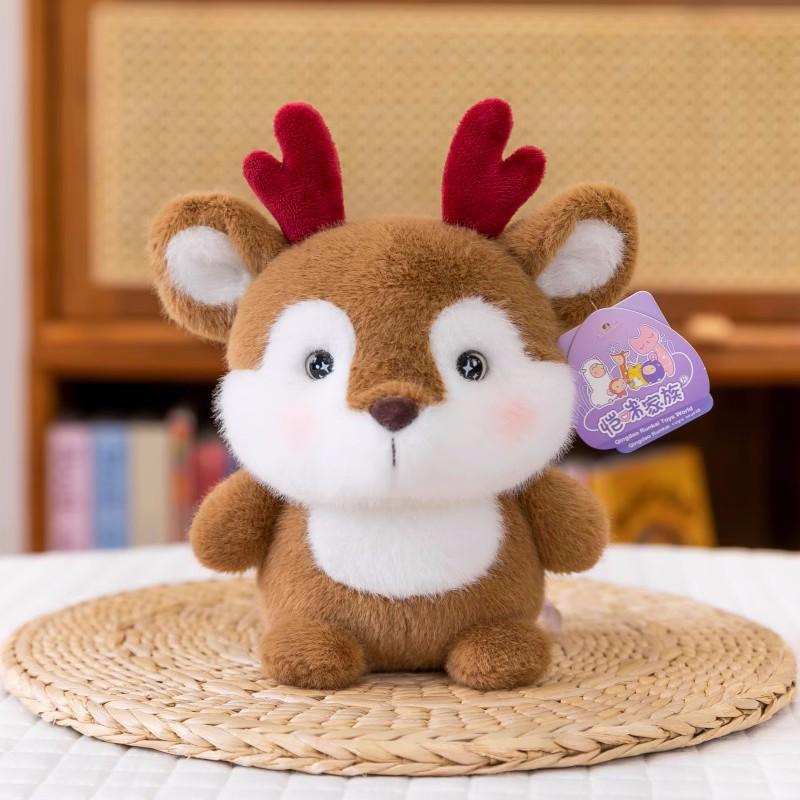 Neuer Tiertisch mit Puppe Kapibara Capybara Kaninchen kleine gelbe Ente Maus Elch 8 Zoll Greifautomat Puppenornament