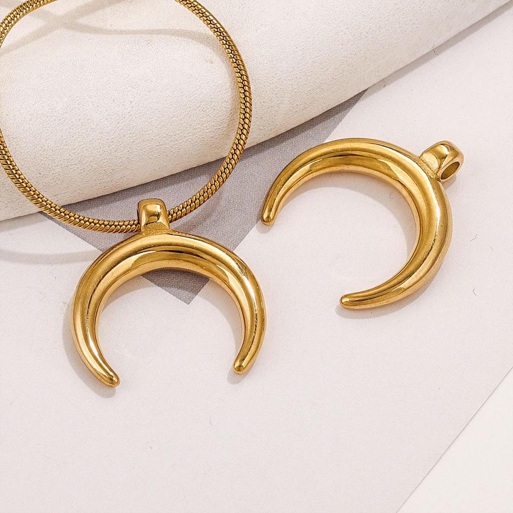 Gold Polished Stainless Steel Moon Pendant Necklace - Non-Fading Titanium Crescent DIY Jewelry Accessory