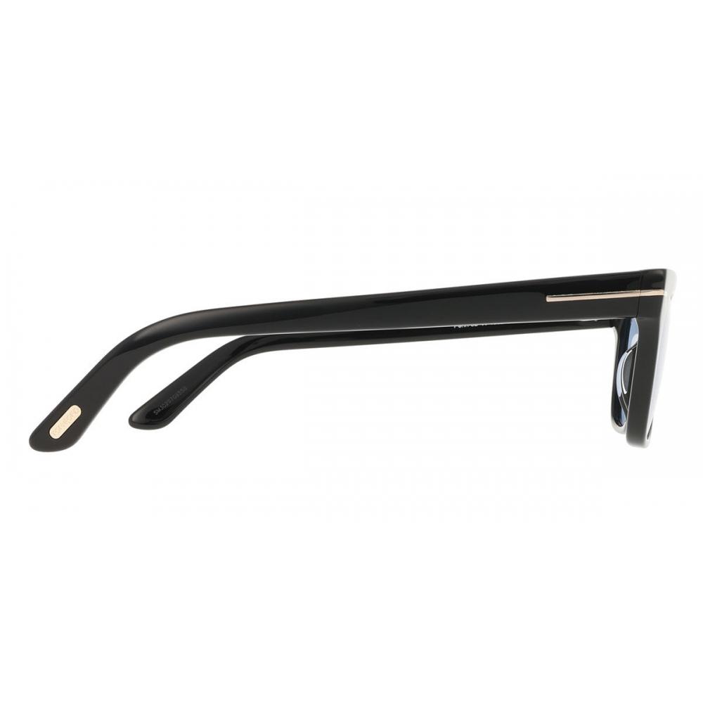 Tom Ford Ft1362 Penn 02 01v Unisex Sunglasses
