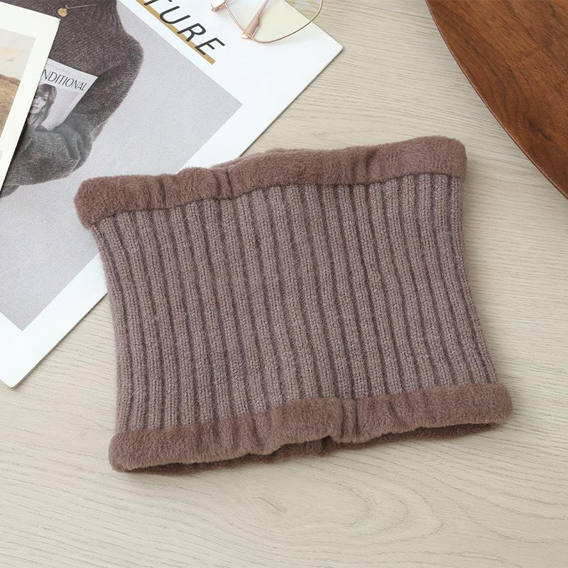 Autumn and Winter Middle Aged and Elderly Hats for Women  Pearl Ribbon and Velvet Rabbit Hair Equestrian Hat  Cold Proof and Warm Knitted Scarf Set