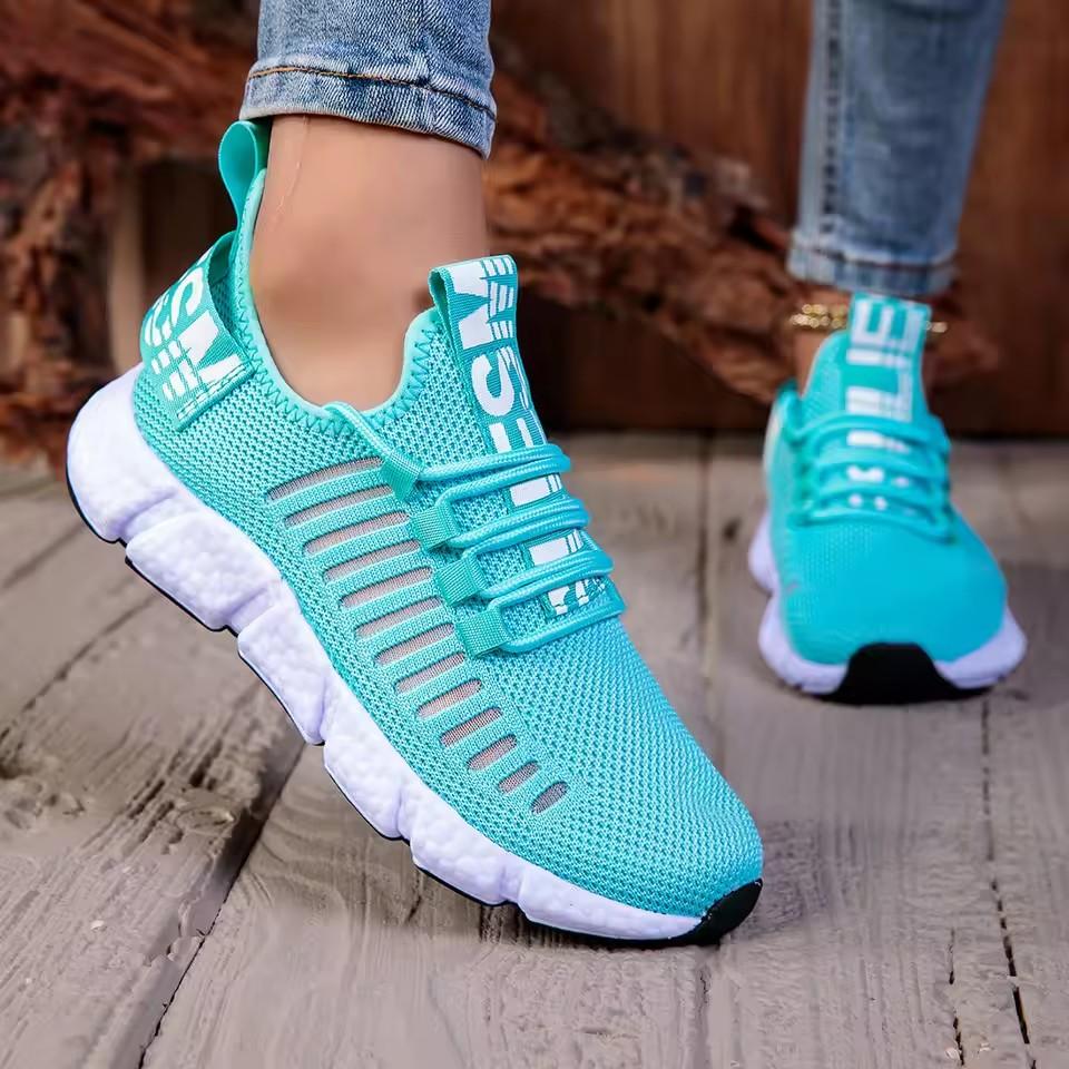 Shoes of Woman Ultra Breathable Trendy Knitted Mesh Lace Up Shoes Comfort Aesthetics Outings Walking Women's Casual Sneaker