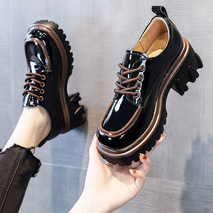 Lolita Schuhe Damen Herbst Plateau Schwarz Hgh Heels Mode Runde Zehen Mary Jane Damen Lack Kunstleder Student Cosplay Schuhe