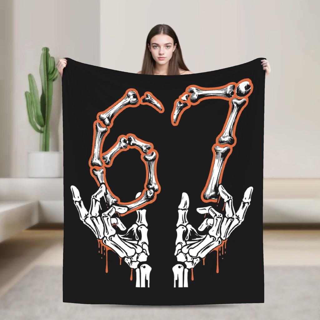 Warm Blanket Travel 67 Six Seven 6 7 Funny Italian Brainrot Gaming Meme Throw Blanket  Flannel Bedspread For Bedroom Bed Cover