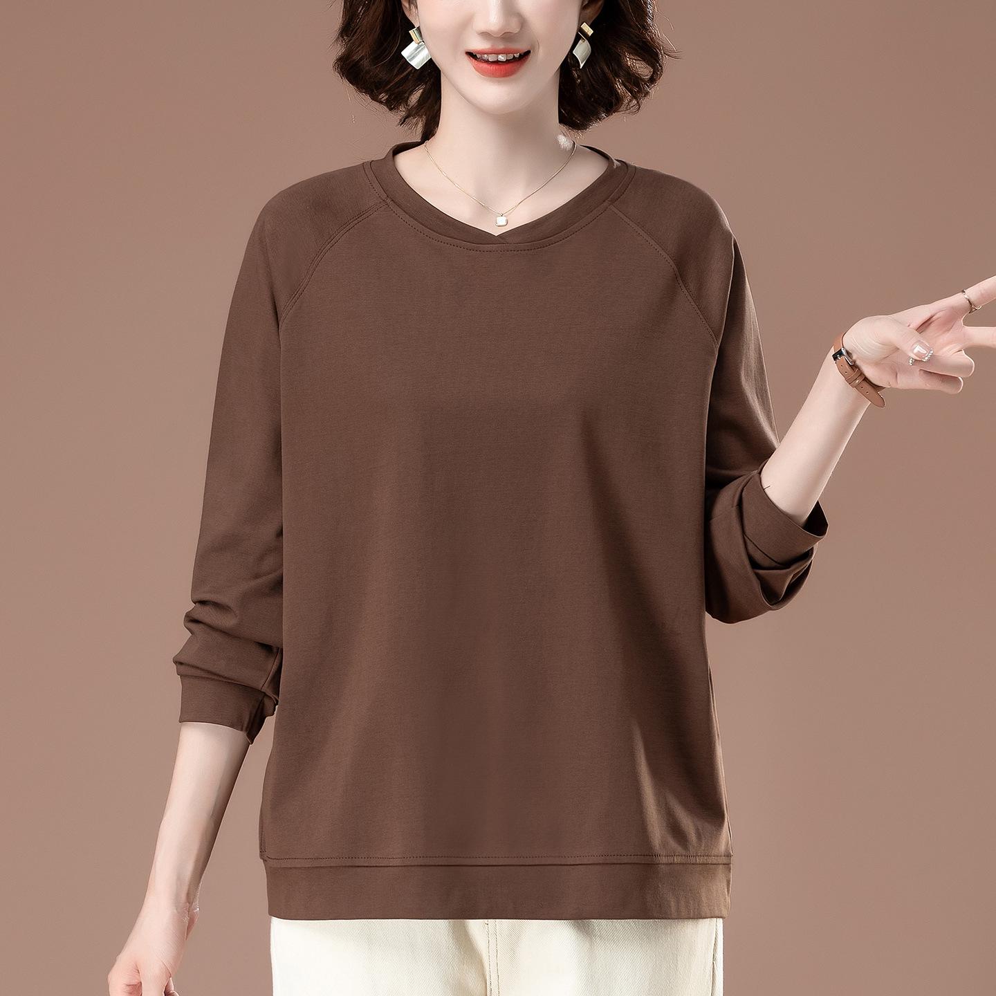 

Women s Plus Size Long Sleeve Slimming Cotton Top - Solid Color, Autumn Style for Middle-Aged Moms 3XL коричневий