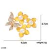 SKEDS Elegante Damen Emaille Blume Perle Brosche Anstecknadel Mode Kristall Schmetterling Pflanze Schmuck Für Damen Kleidung Mantel Brosche Anstecknadel