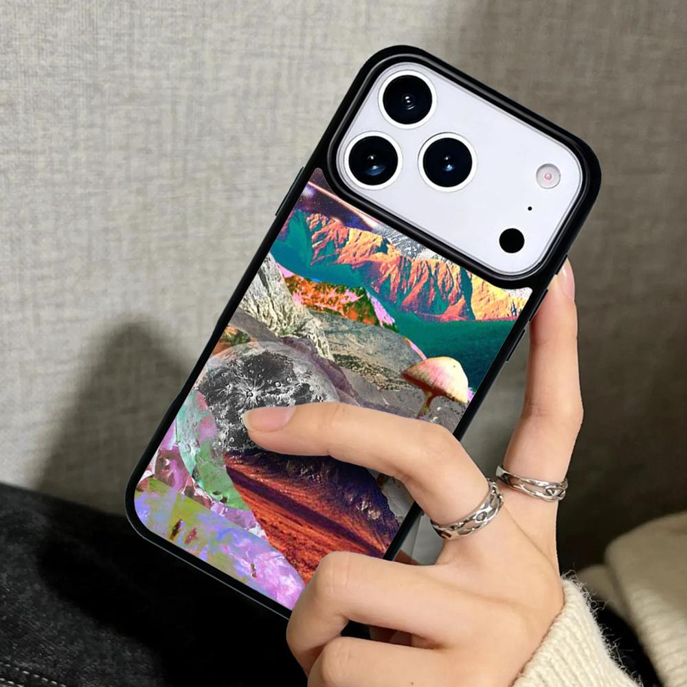 Capa Case for iPhone 17 Air 16 Pro Max 15 Plus 11 13 Mini 14 12 Back Phone Cover Alien Martian Psychedelic UFO