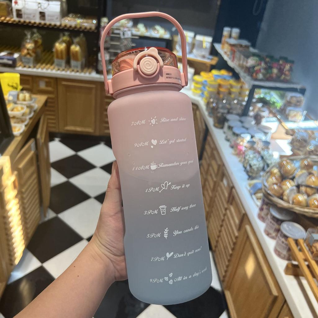 2L Frosted Active Water Bottle Motivational Time Marker Drinking Bottles Spacious Gradient Plastic Water Cup For Outdoor Use