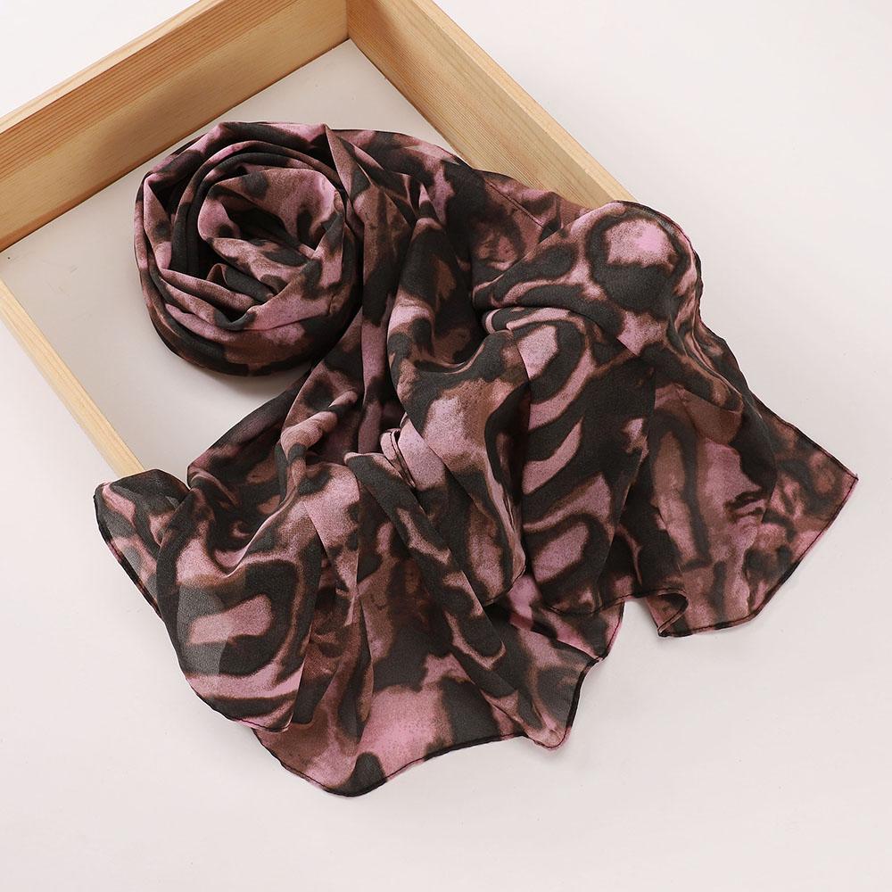 Hot Sale Leopard Print Chiffon Hijab Muslim Women Scarf Breathable Malaysian Headscarf Wraps Shawls Tudung Bawal