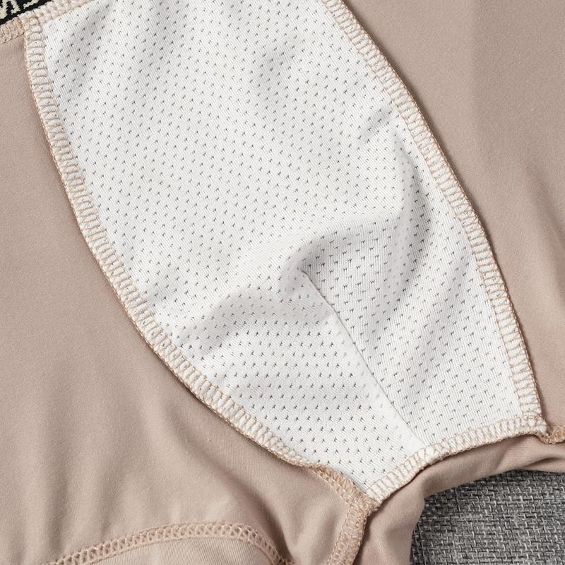 Ice Silk Men's Cotton Crotch Boxer Briefs Boys Teenagers Seamless Large Size Breathable Comfortable Cool Boxer Shorts