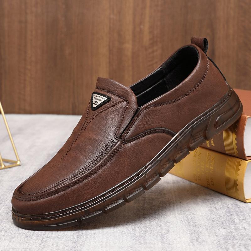 

2025 spring new men s casual leather shoes hand-stitched beef tendons breathable waterproof non-slip versatile work shoes men 44