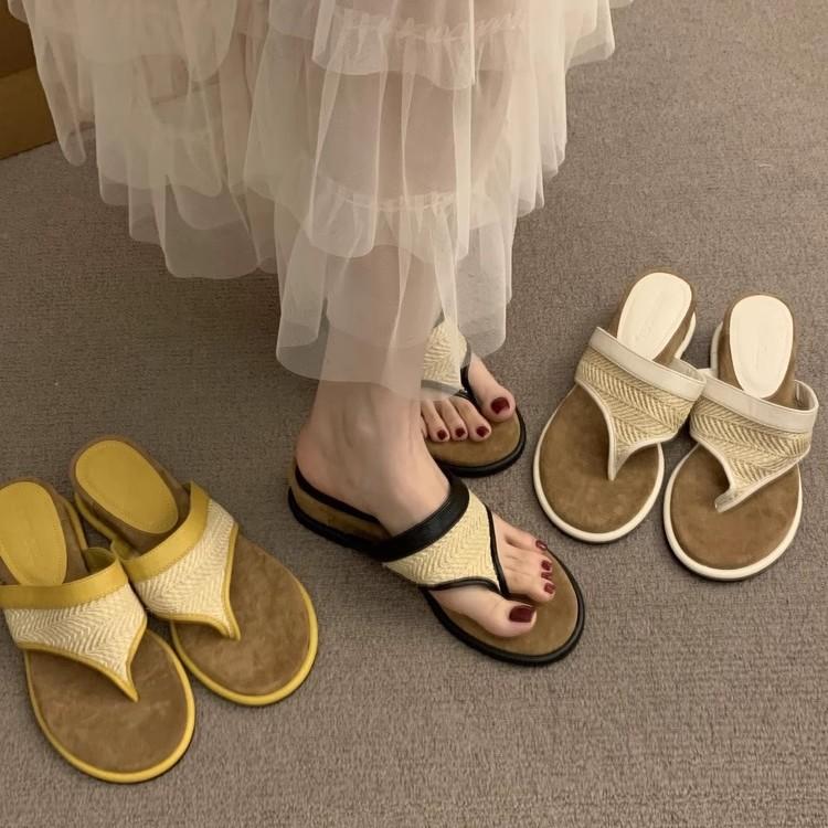 Retro bequeme vielseitige Keilabsatz Zehensandalen Damen Sommerbekleidung Römische Schuhe literarisch Mori schön Strand coole Hausschuhe