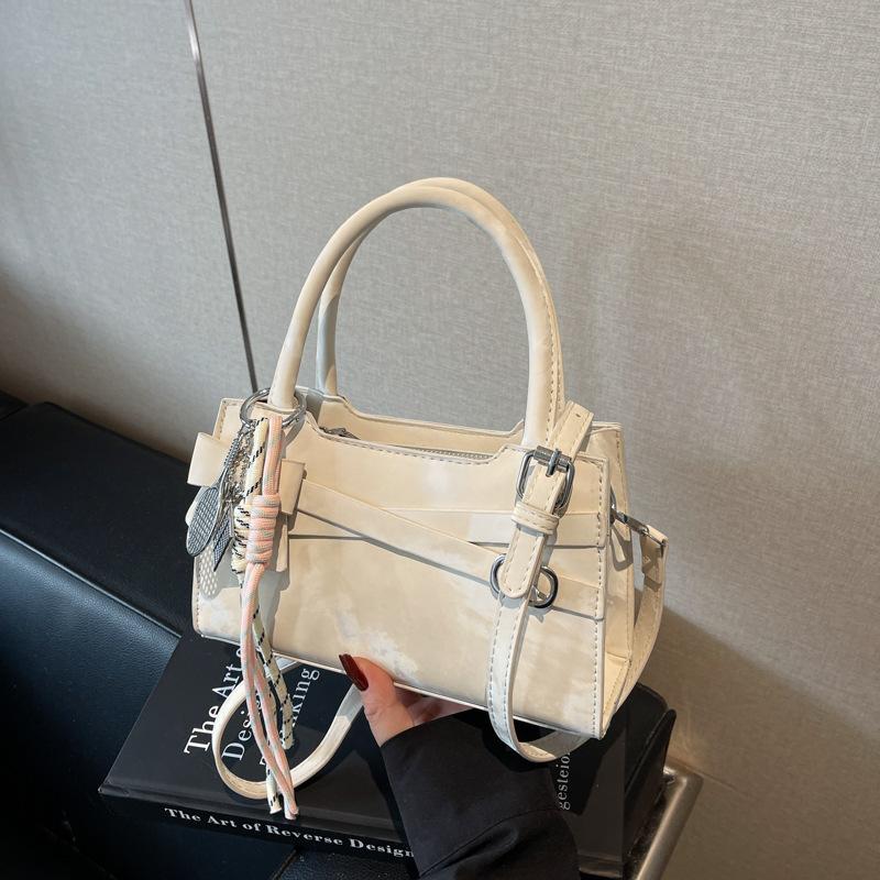 Small bag women's spring and summer new fashion messenger bag high-end portable small square bag