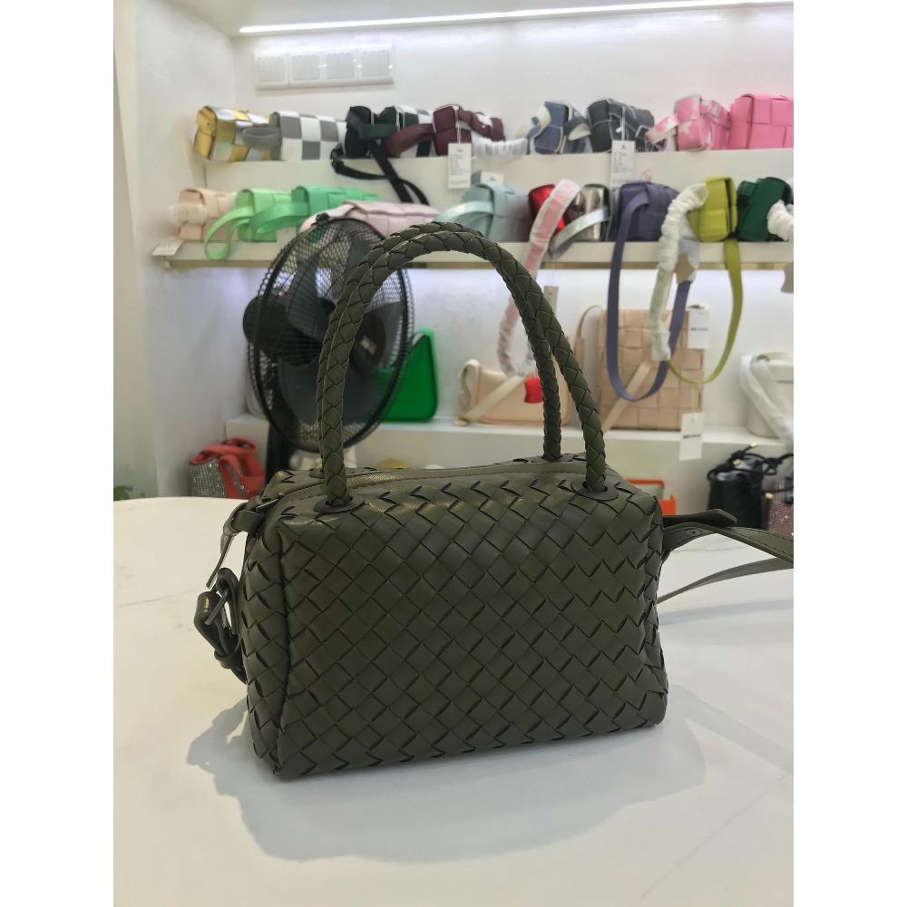 2025 Neue High-End Boston Kissen Tasche Rindsleder Gewebt Damen Tasche Vielseitige Einzelne Schulter Diagonale Cross Handtasche