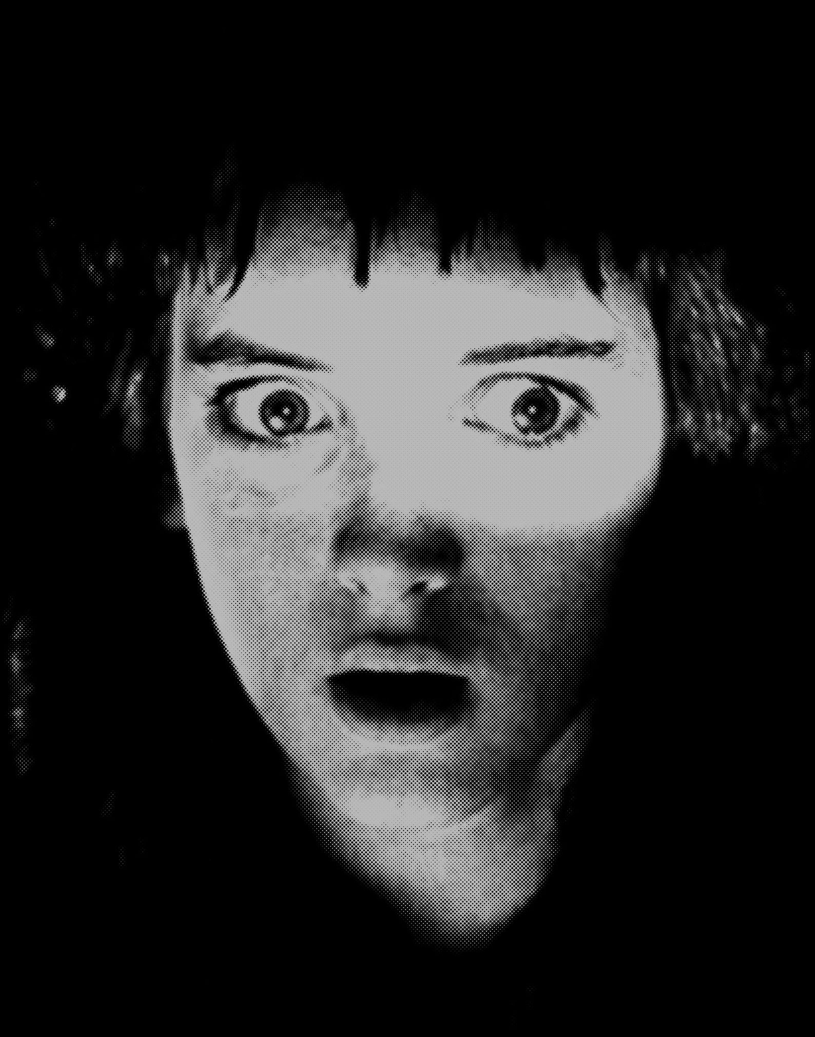 Beetlejuice Lydia T-Shirt: Winona Ryder, Retro Horror Movie Tee S