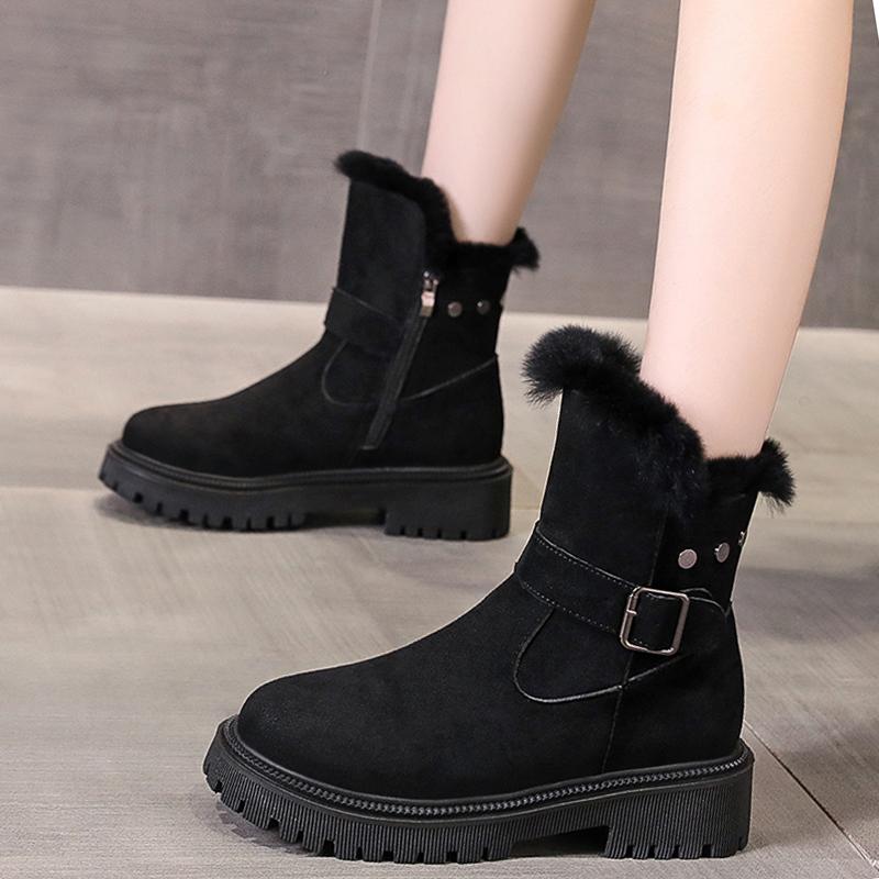 fashion Winter Warm Thick Plush Snow Boots Women Rivet Decor Low Heels Ankle Boots Woman Buckle Strap Non Slip Platform Botas Mujer 2024