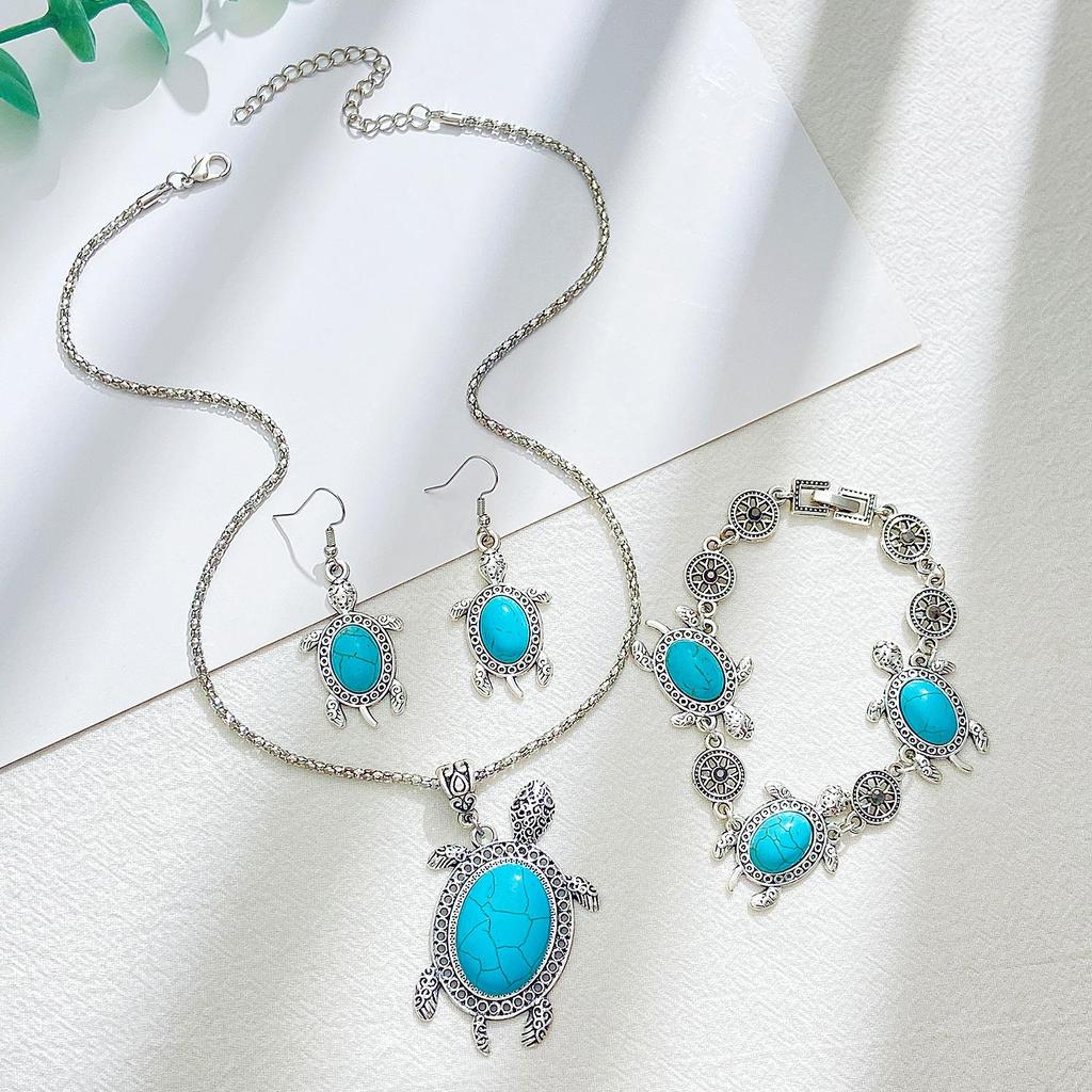 Vintage Exotic Fashionable Turquoise Turtle Necklace Set Three Pieces Bracelet Jewelry Earrings