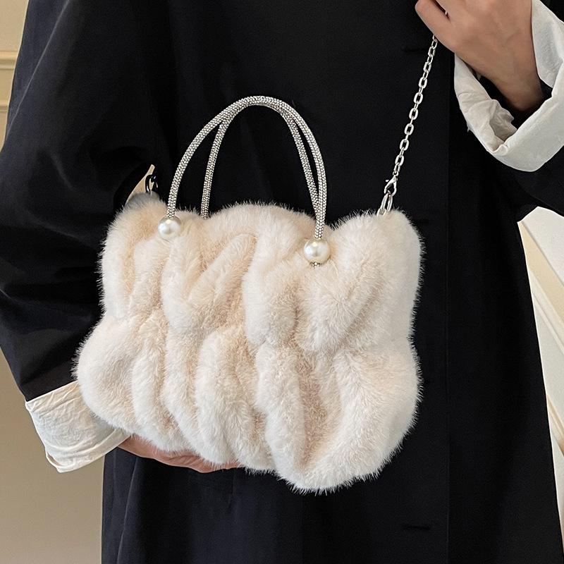 Mao Mao bag women's bag pleated cloud bag 2025 tide daily shoulder messenger bag handbag high value plush bag