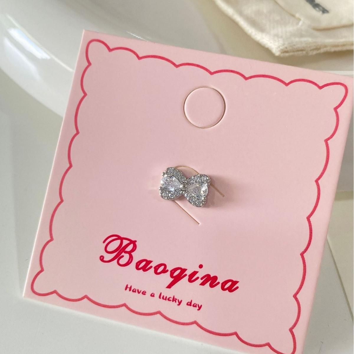 Exquisite Zircon Bow Titanium Ear Studs - Comfortable for Sleep