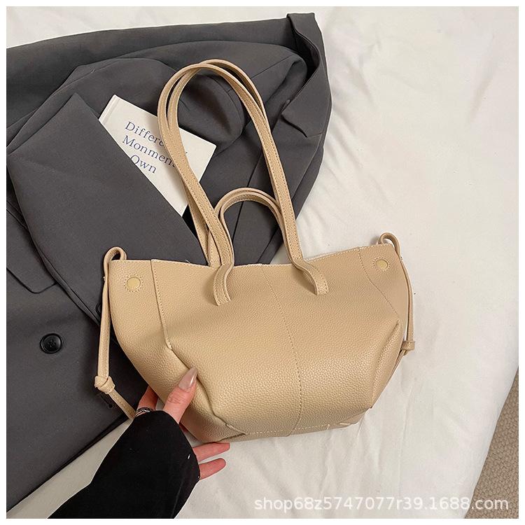 Bag women's 2025 fashion new trend large-capacity portable shoulder tote bag retro feeling underarm bag wing bag