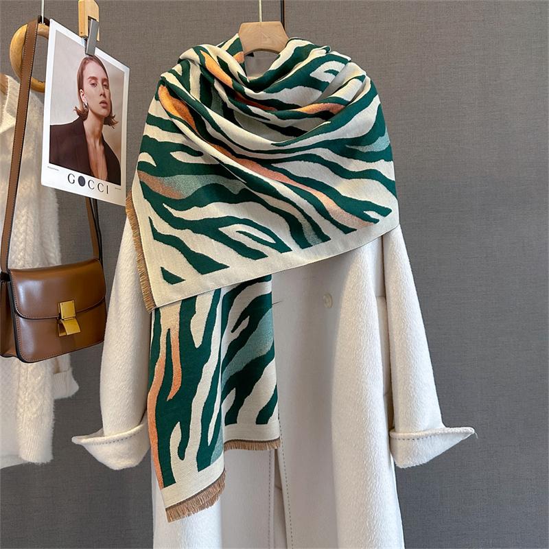 Luxury Brand Cashmere Women Stripe Scarf Winter Warm Shawl and Wrap Bandana Pashmina Female Foulard Square Thick Blanket Poncho