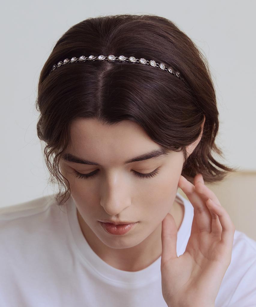 Ice Garden A.508 Round Shape Crystal Embellished Hair Band