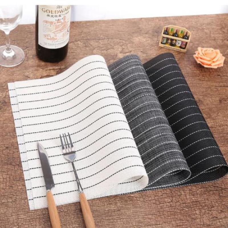 1 plating dinner mat (random color)